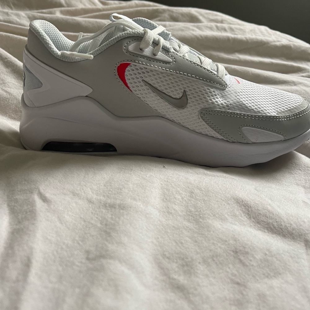 Nike air max bolt